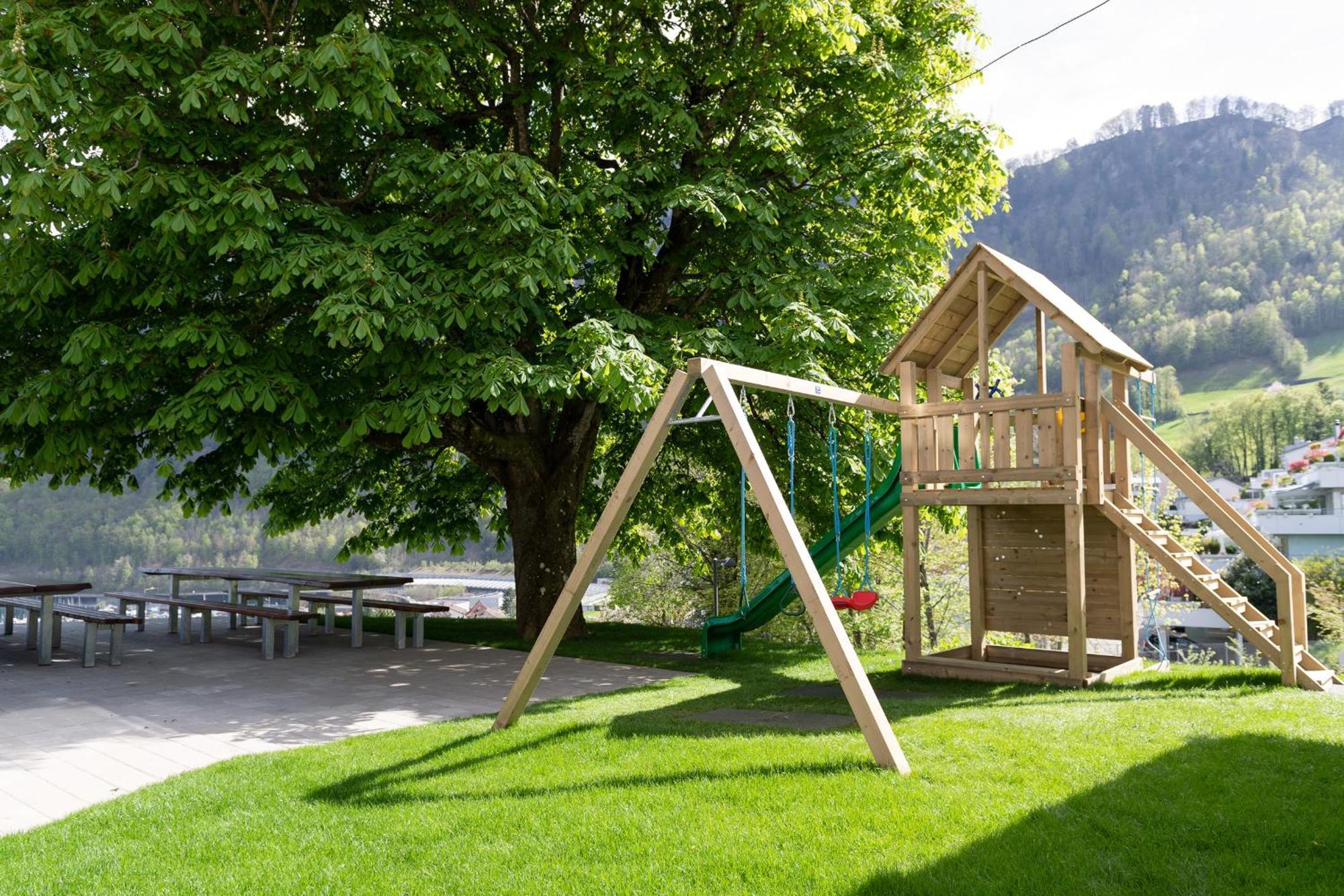 Hotel Roggerli Hergiswil ภายนอก รูปภาพ