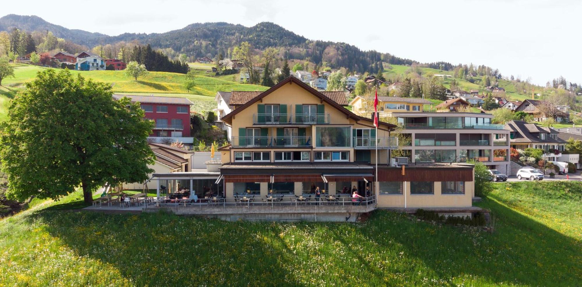 Hotel Roggerli Hergiswil ภายนอก รูปภาพ