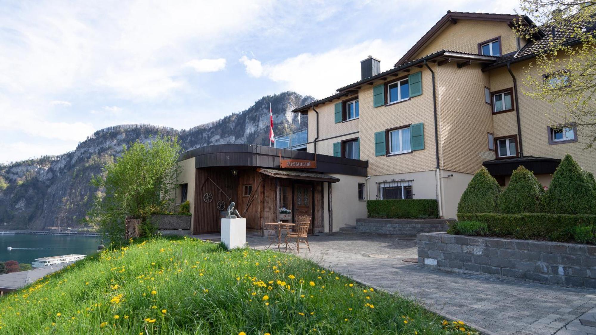 Hotel Roggerli Hergiswil ภายนอก รูปภาพ